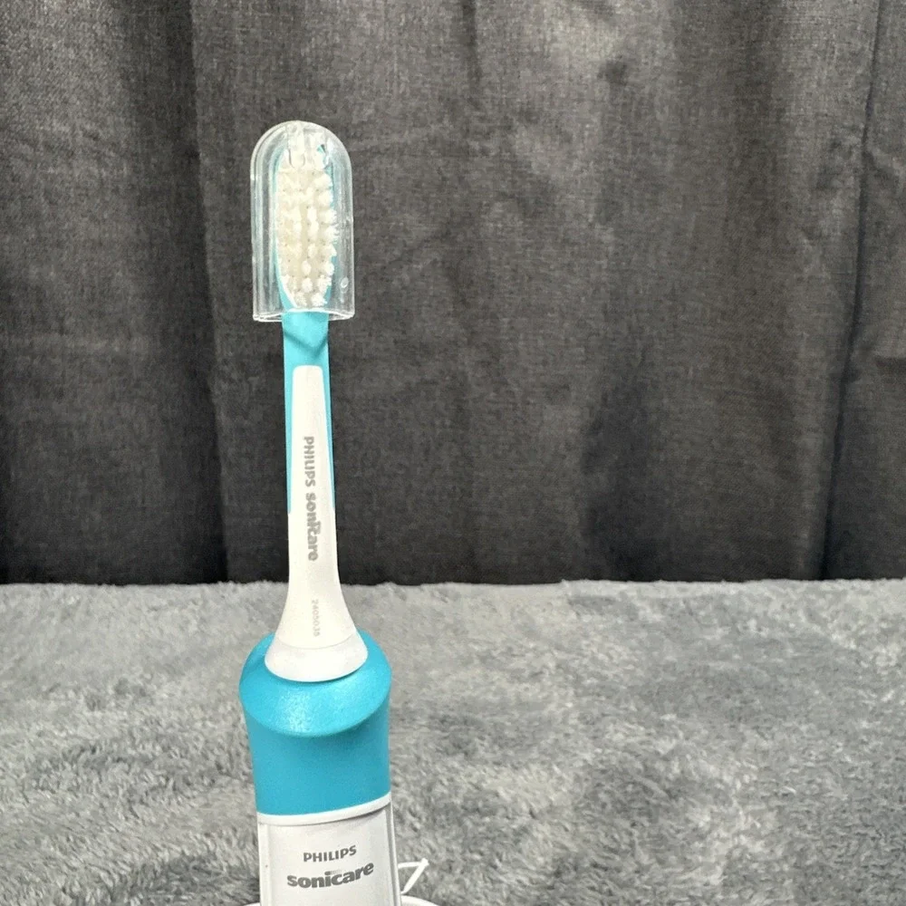 (2) Philips Sonicare Blue Kids Electric Toothbrushes HX6042/94 Brushes NWOB